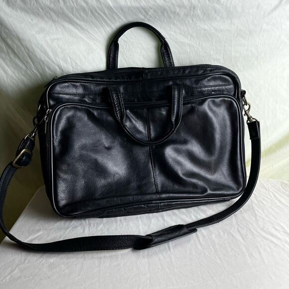 Heritage Other - SOLD Vintage Heritage Black Leather Laptop Bag Crossbody Messenger Work Office